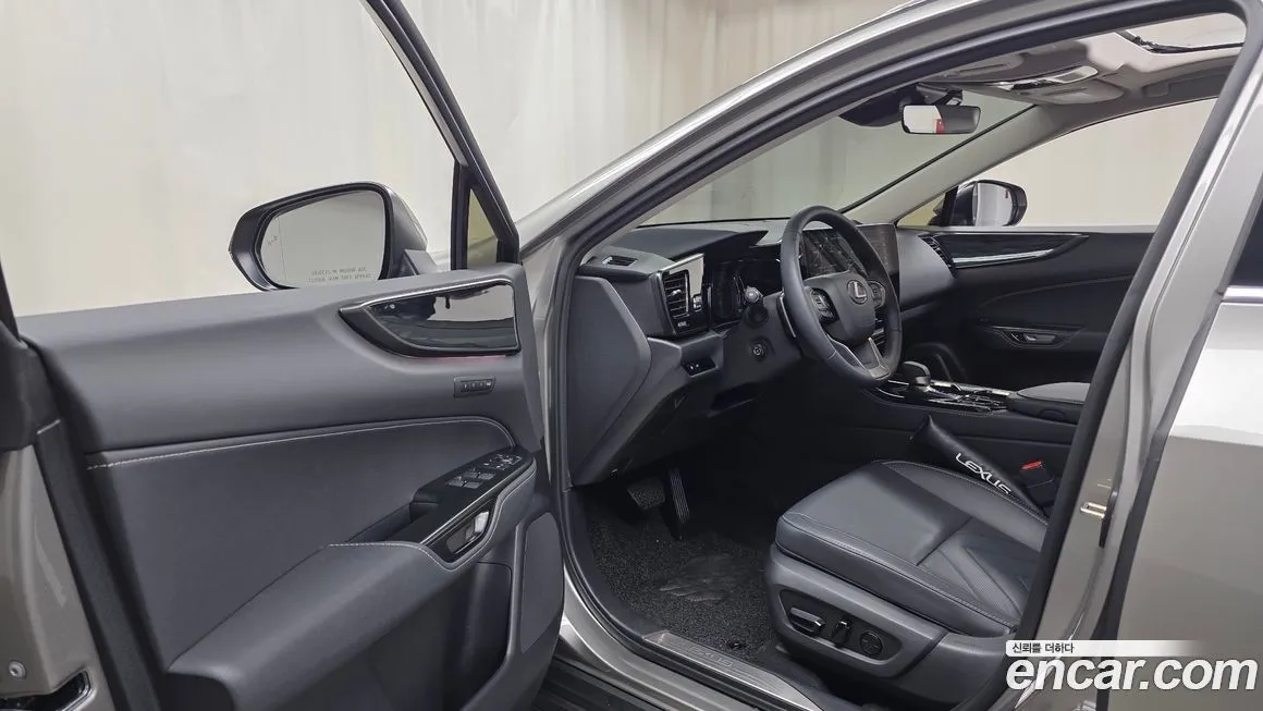 Lexus NX 2025 из KR, фото 10