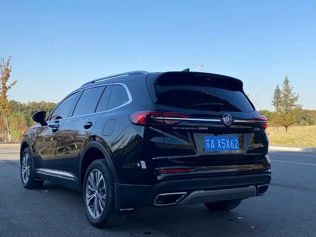 Buick Envision Plus — фото 5