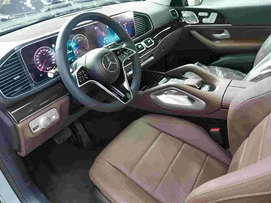 Mercedes-Benz GLE — фото 10
