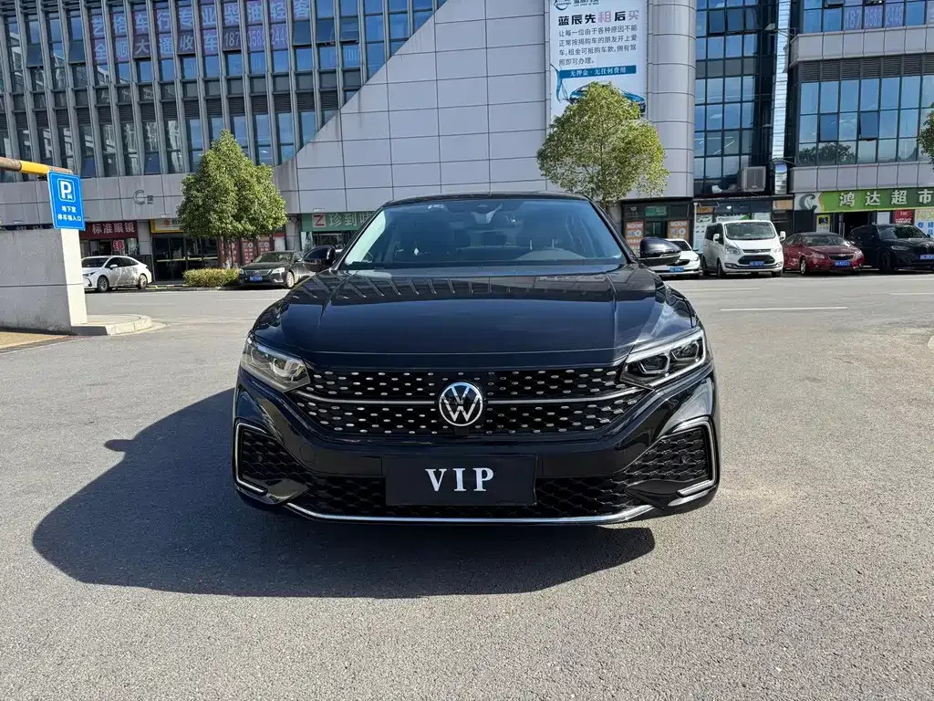 Volkswagen Passat 2022 из CN, фото 3