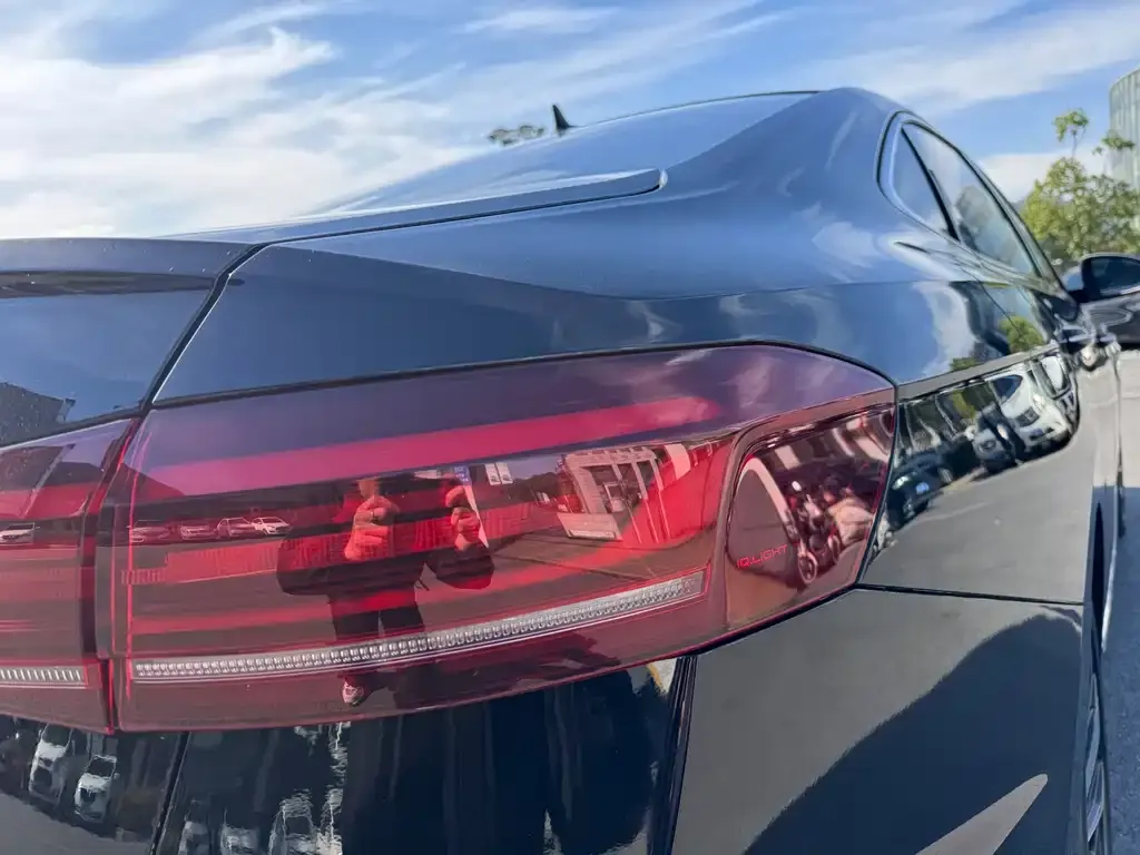 Volkswagen Passat 2022 из CN, фото 6