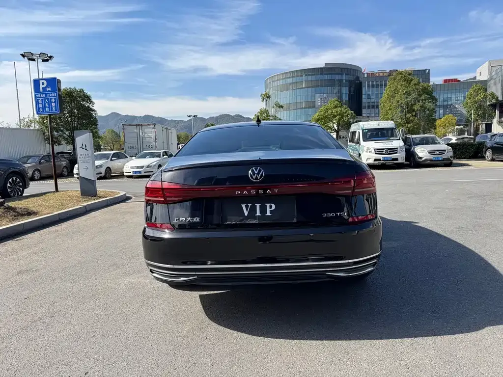 Volkswagen Passat 2022 из CN, фото 7