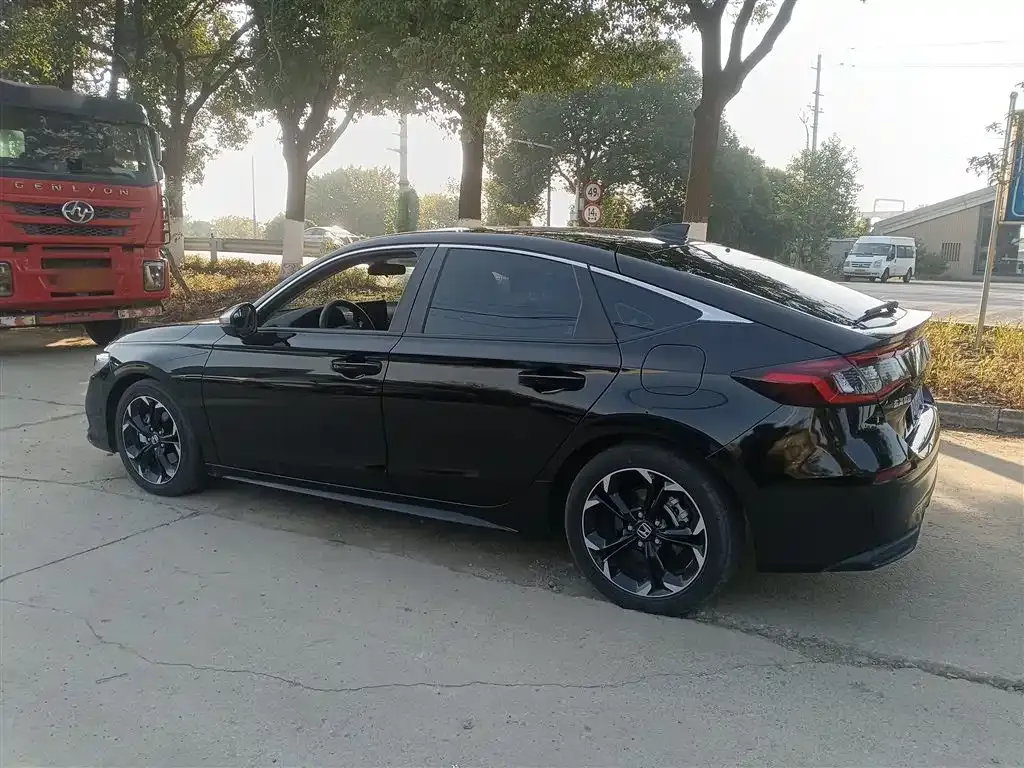 Honda Civic 2023 из CN, фото 5