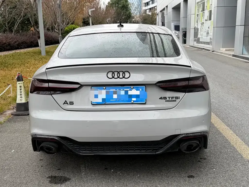 Audi A5 (Import) 2023 из CN, фото 2