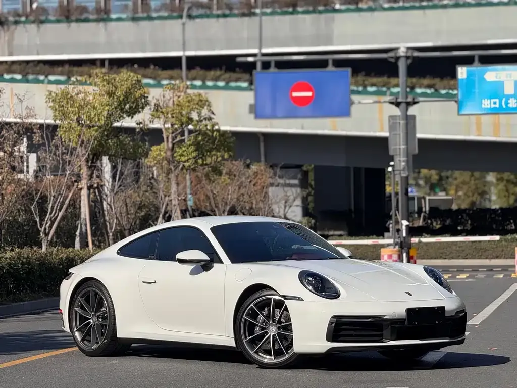 Porsche 911 2024 из CN, фото 3