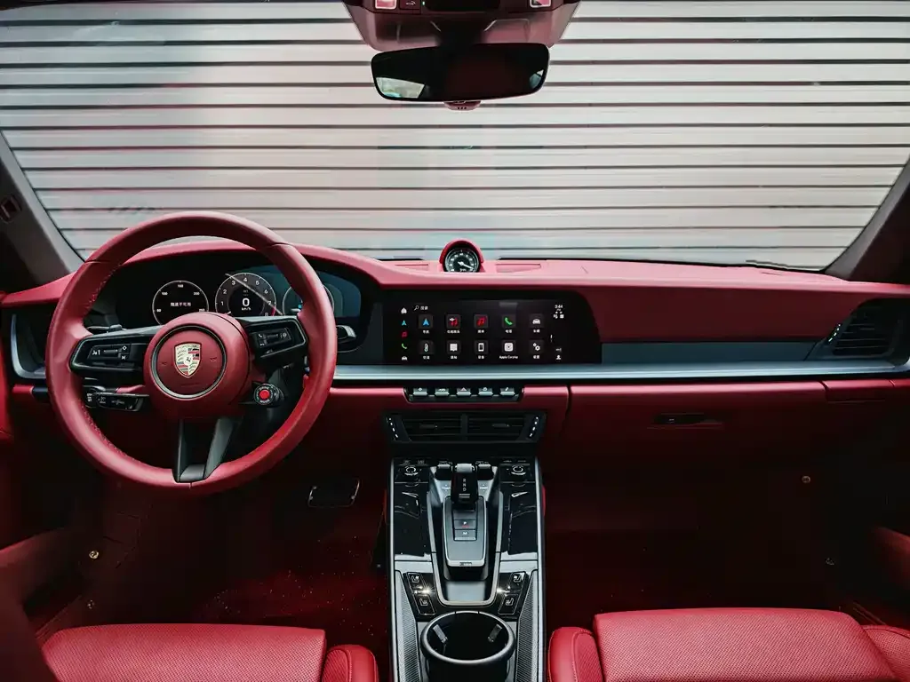 Porsche 911 2025 из CN, фото 8