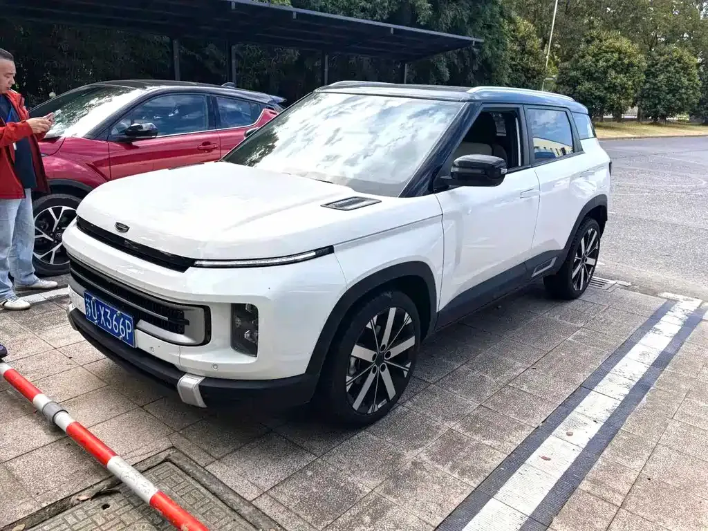 Geely Icon 2023 из CN, фото 2