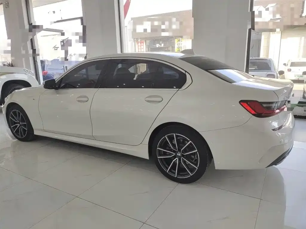 BMW 3 Series 2022 из CN, фото 5