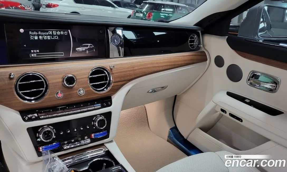 Rolls-Royce Ghost 2022 из KR, фото 9
