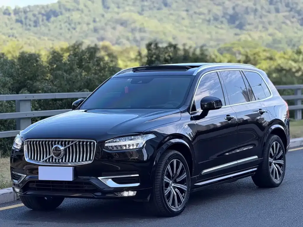 Volvo XC90 — фото 3