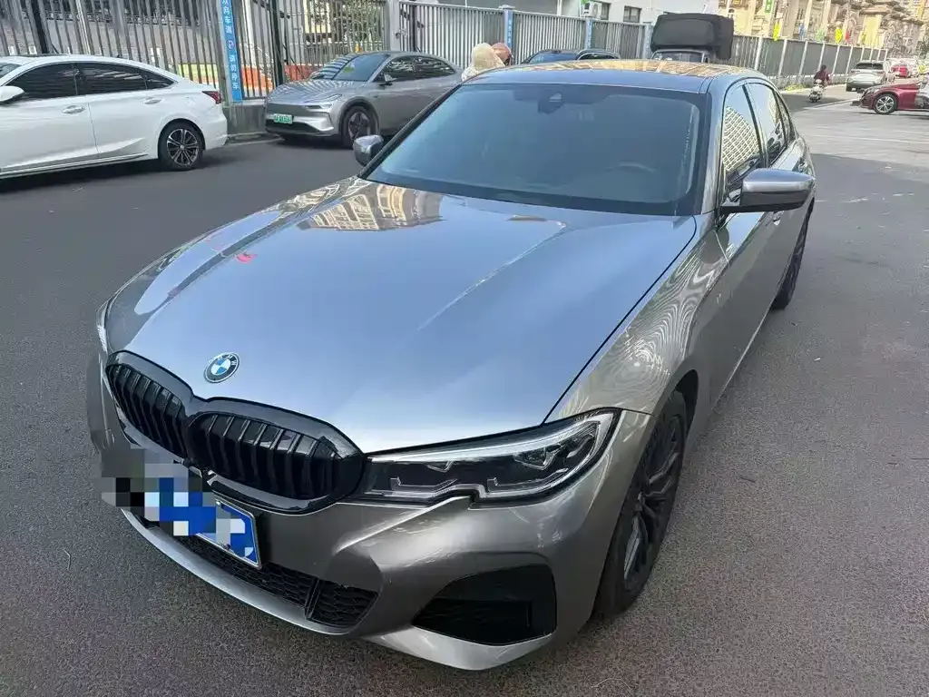 BMW 3 Series 2021 из CN, фото 1