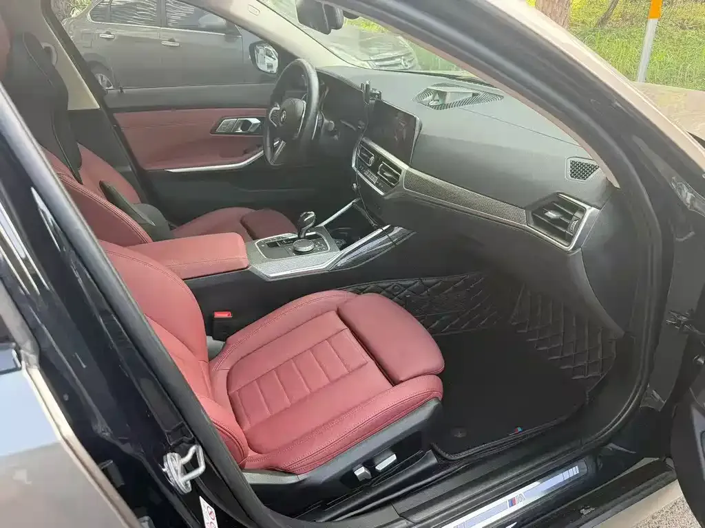 BMW 3 Series 2021 из CN, фото 4