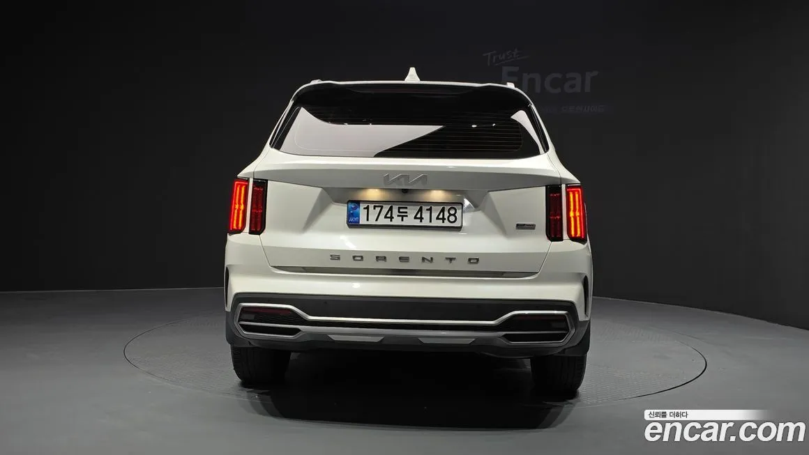Kia Sorento — фото 4