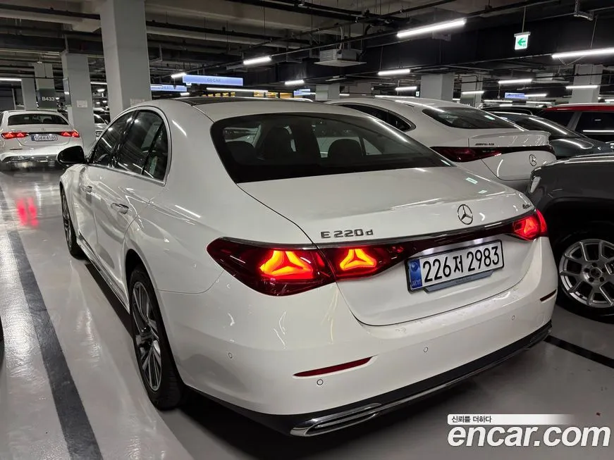 Mercedes-Benz E-Class 2024 из KR, фото 5