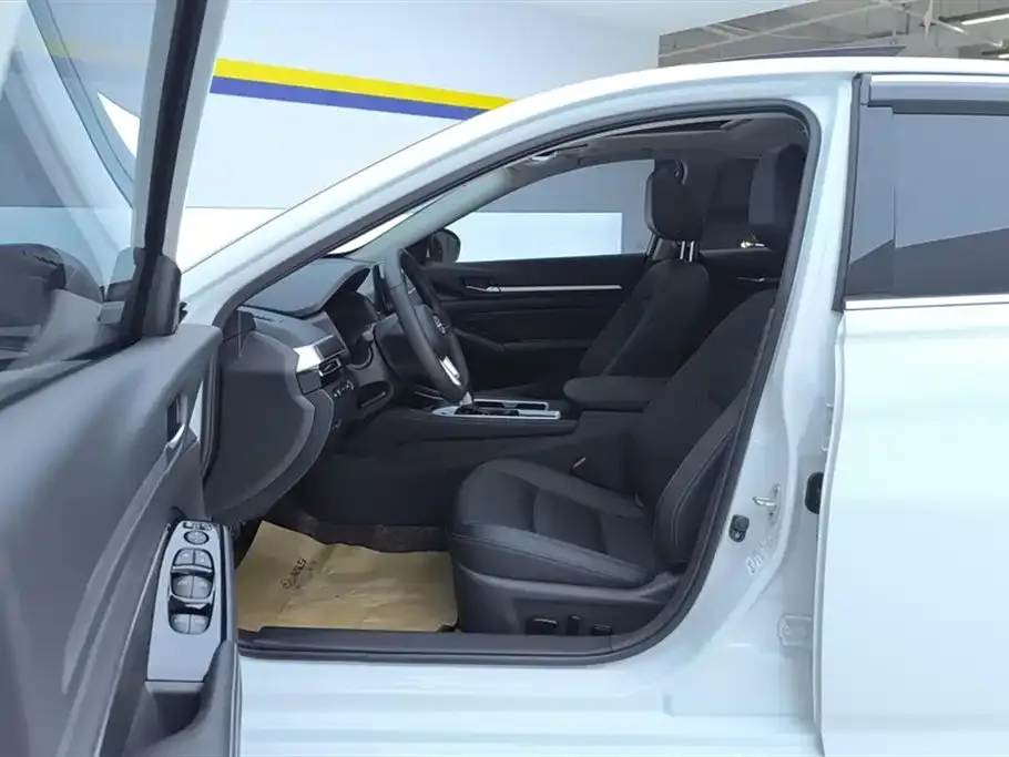 Nissan Teana 2025 из CN, фото 9