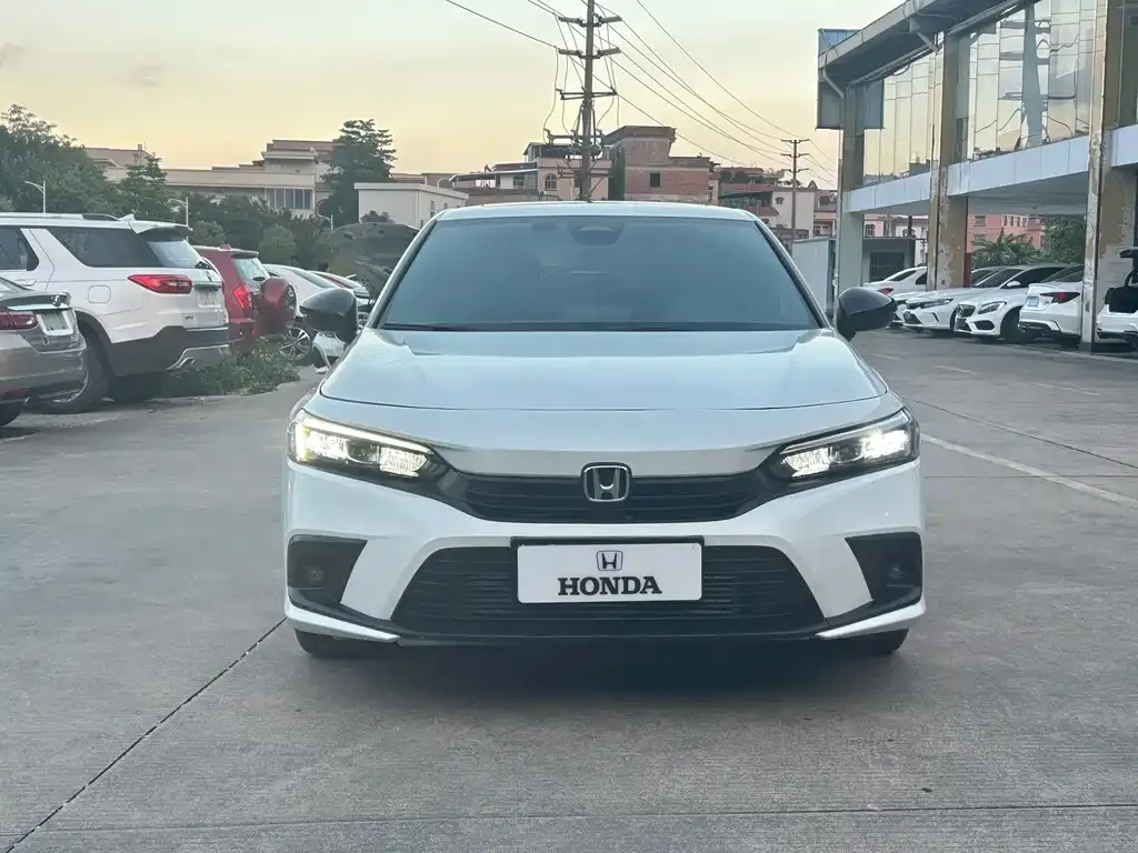 Honda Civic 2025 из CN, фото 2