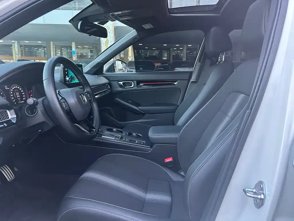 Honda Civic 2025 из CN, фото 7