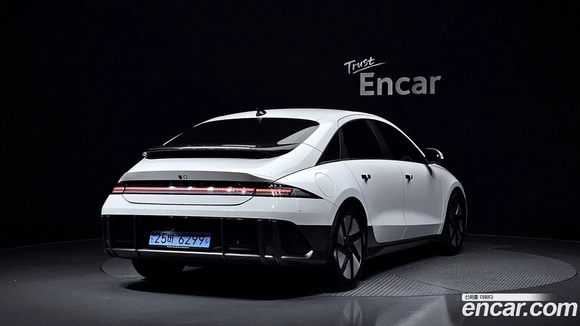 Hyundai Ioniq6 2023 из KR, фото 2