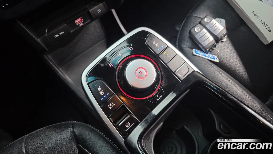 Kia Niro — фото 9