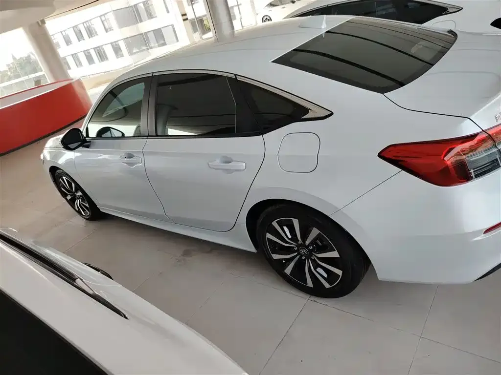 Honda Civic 2025 из CN, фото 5