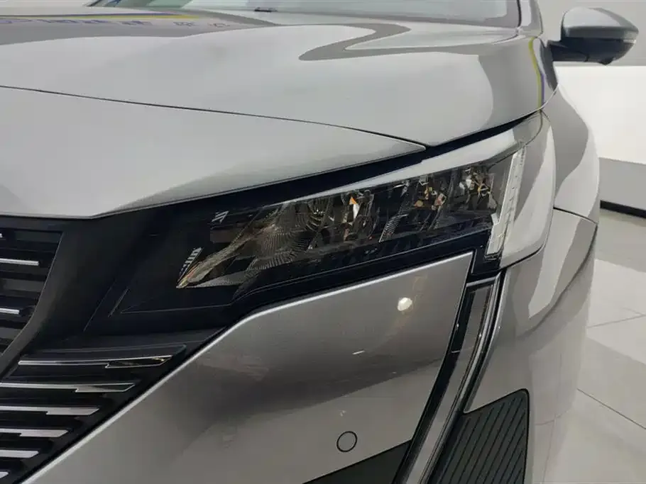 Peugeot 408 2025 из CN, фото 5