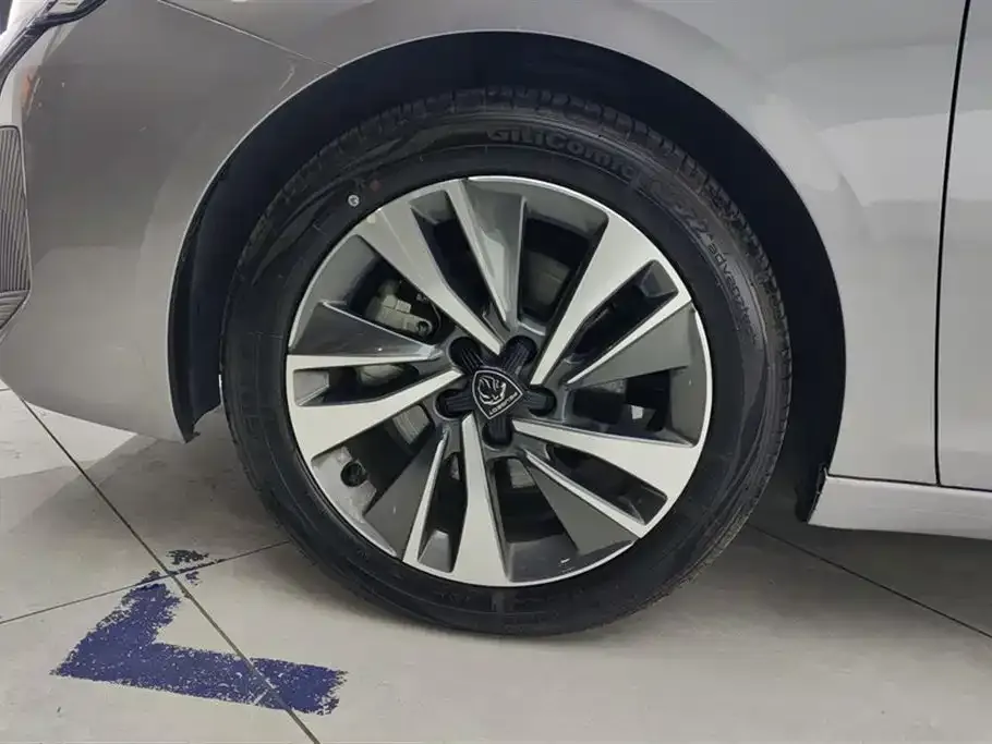 Peugeot 408 2025 из CN, фото 6