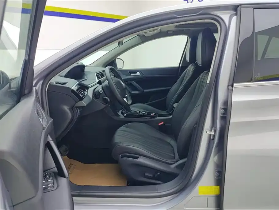 Peugeot 408 2025 из CN, фото 9