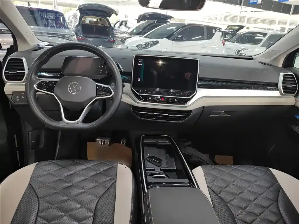 Volkswagen ID.6 Crozz 2021 из CN, фото 10