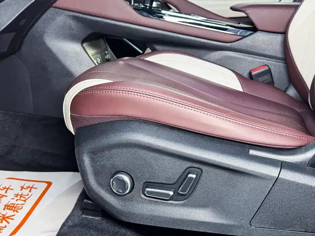 Geely Xingyue L — фото 4