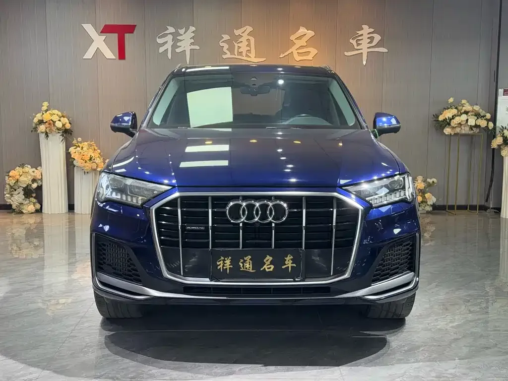 Audi Q7 2021 из CN, фото 2