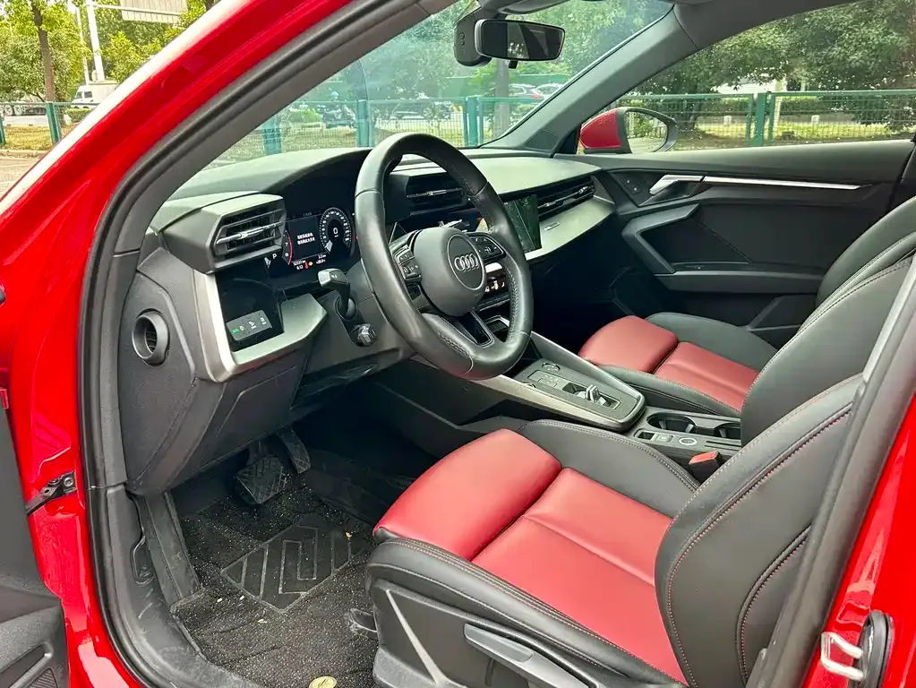 Audi A3 2021 из CN, фото 10