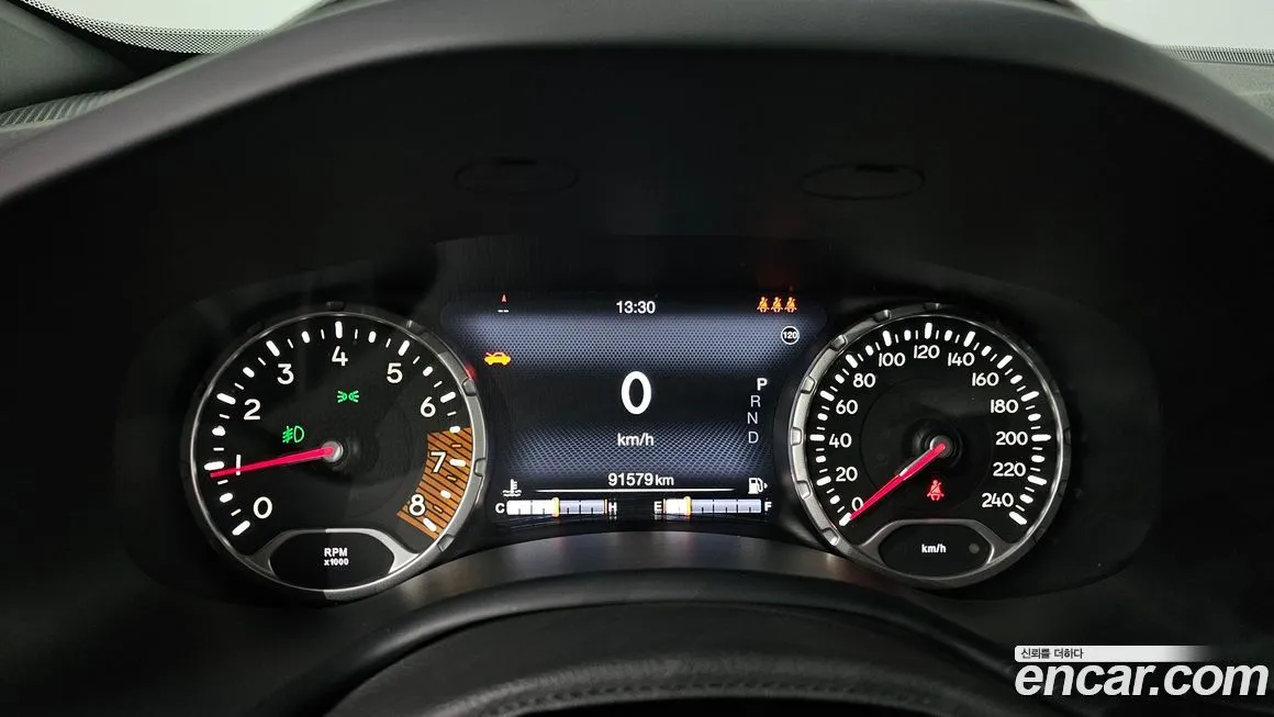 Jeep Renegade 2021 из KR, фото 8