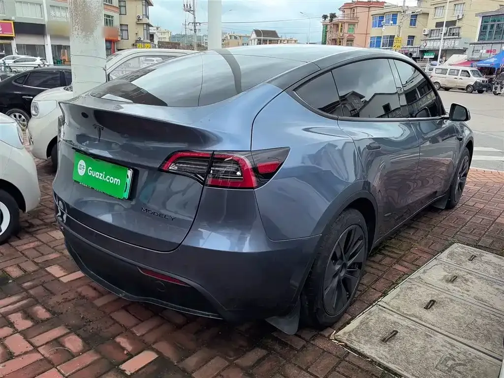 Tesla Model Y 2024 из CN, фото 7
