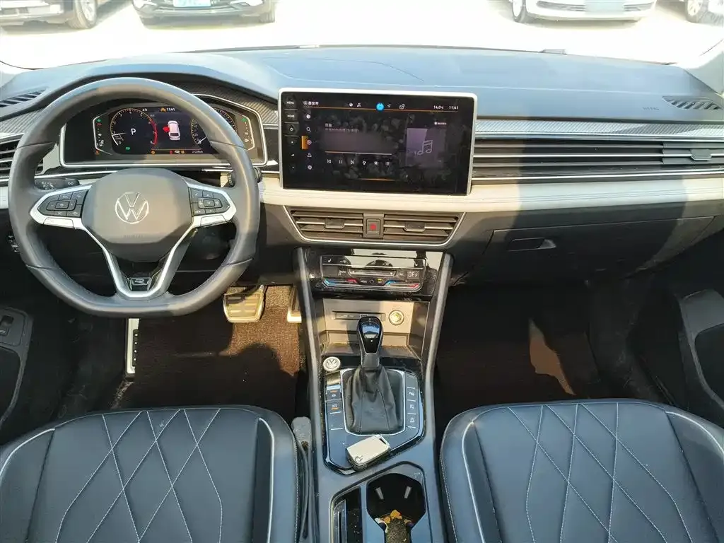 Volkswagen Tiguan L 2024 из CN, фото 10