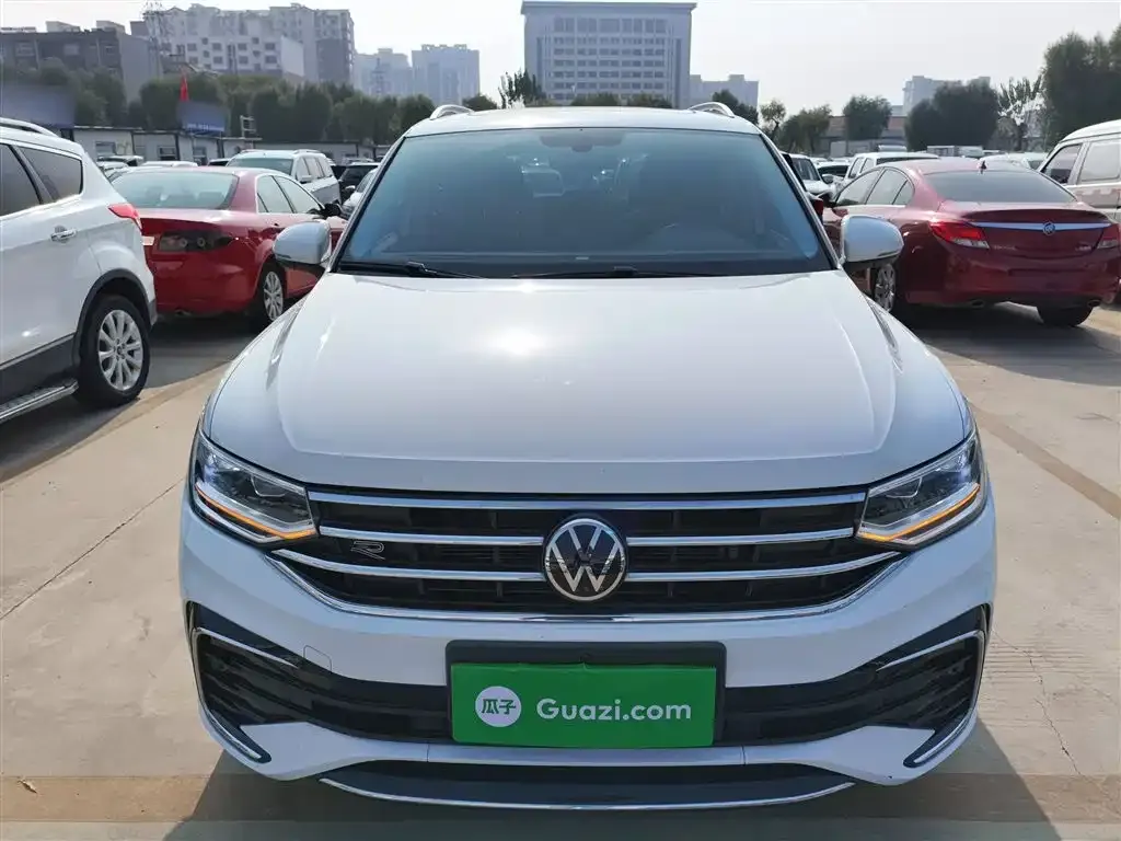 Volkswagen Tiguan L 2024 из CN, фото 3