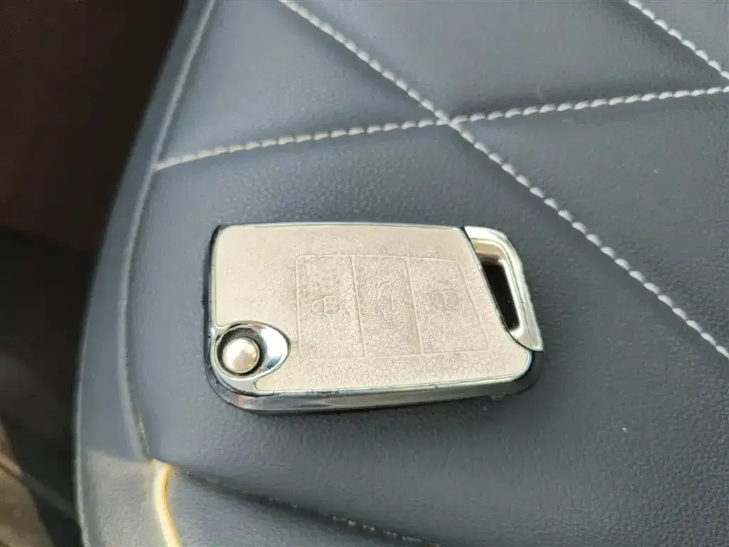 Volkswagen Tiguan L 2024 из CN, фото 9