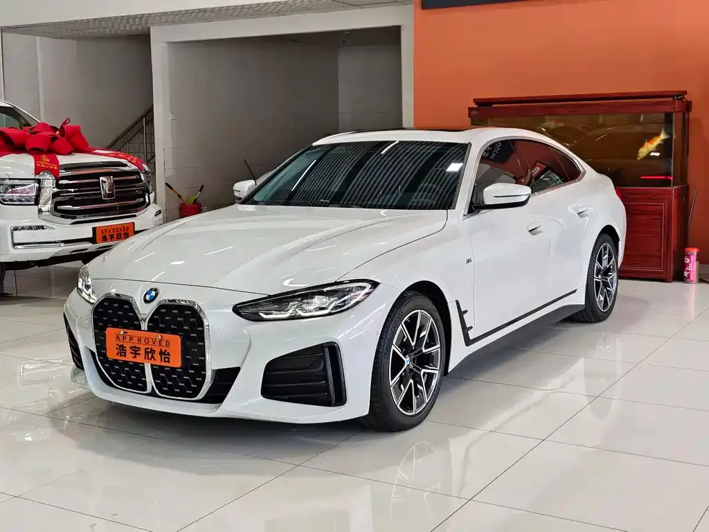 BMW 4 Series 2023 из CN, фото 1