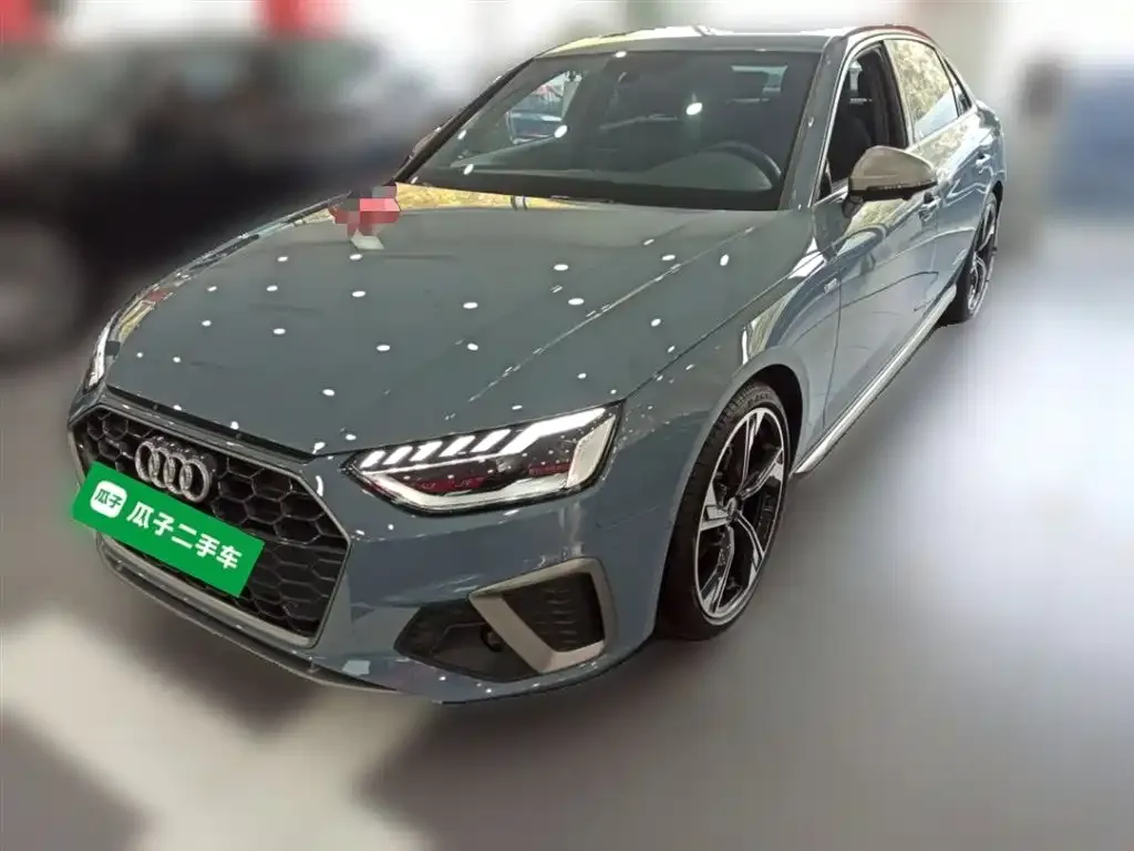 Audi A4L 2022 из CN, фото 3