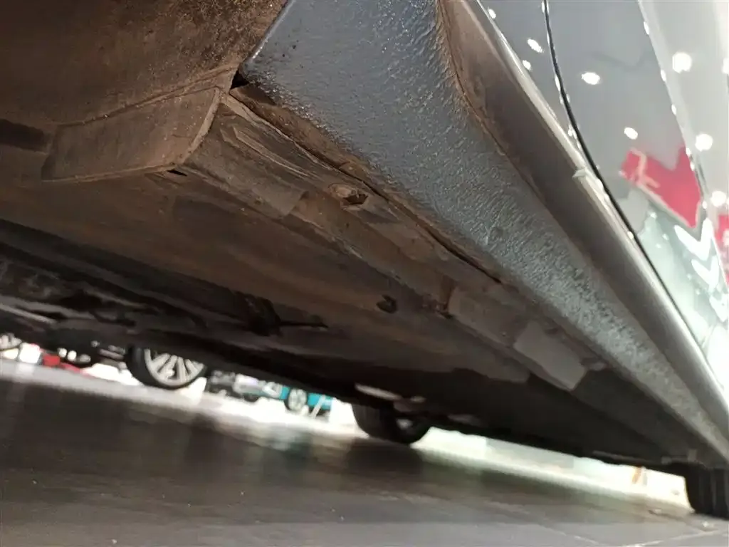 Audi A4L 2022 из CN, фото 4