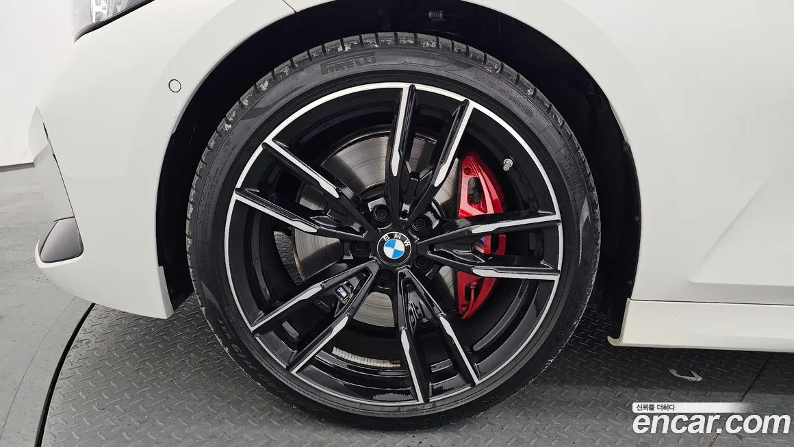 BMW 3-Series 2024 из KR, фото 5
