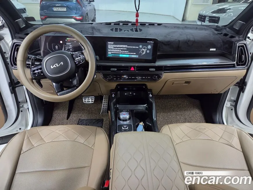 Kia Sorento — фото 7