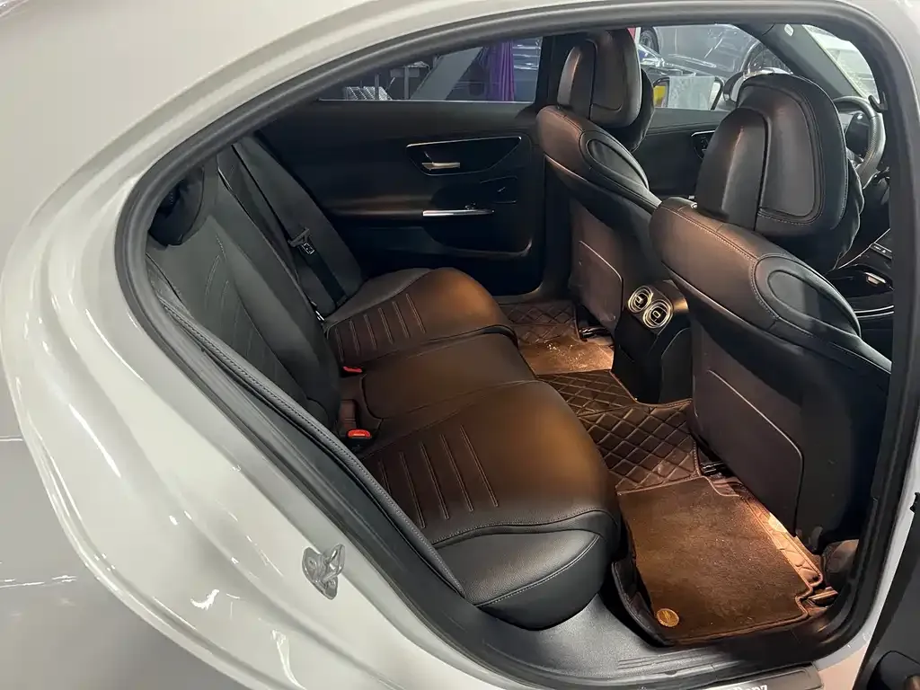 Mercedes-Benz C-Class 2024 из CN, фото 7