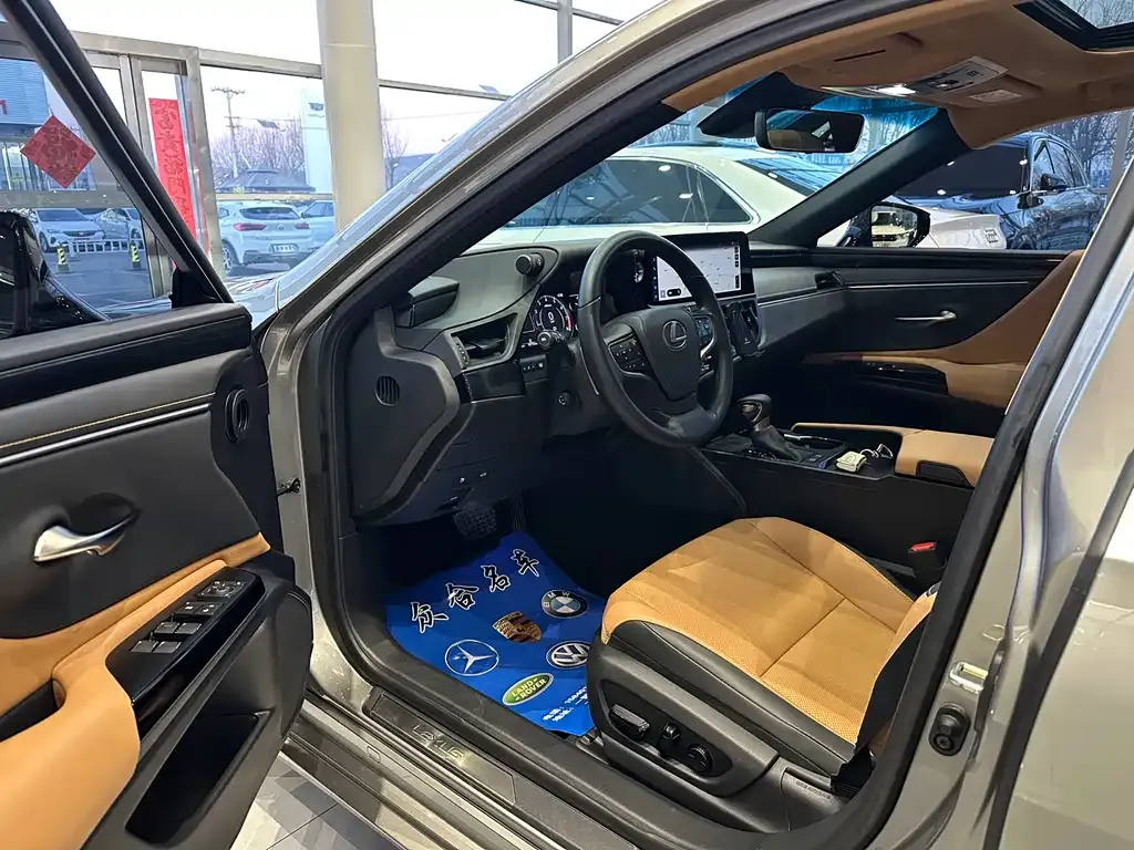Lexus ES 2024 из CN, фото 8