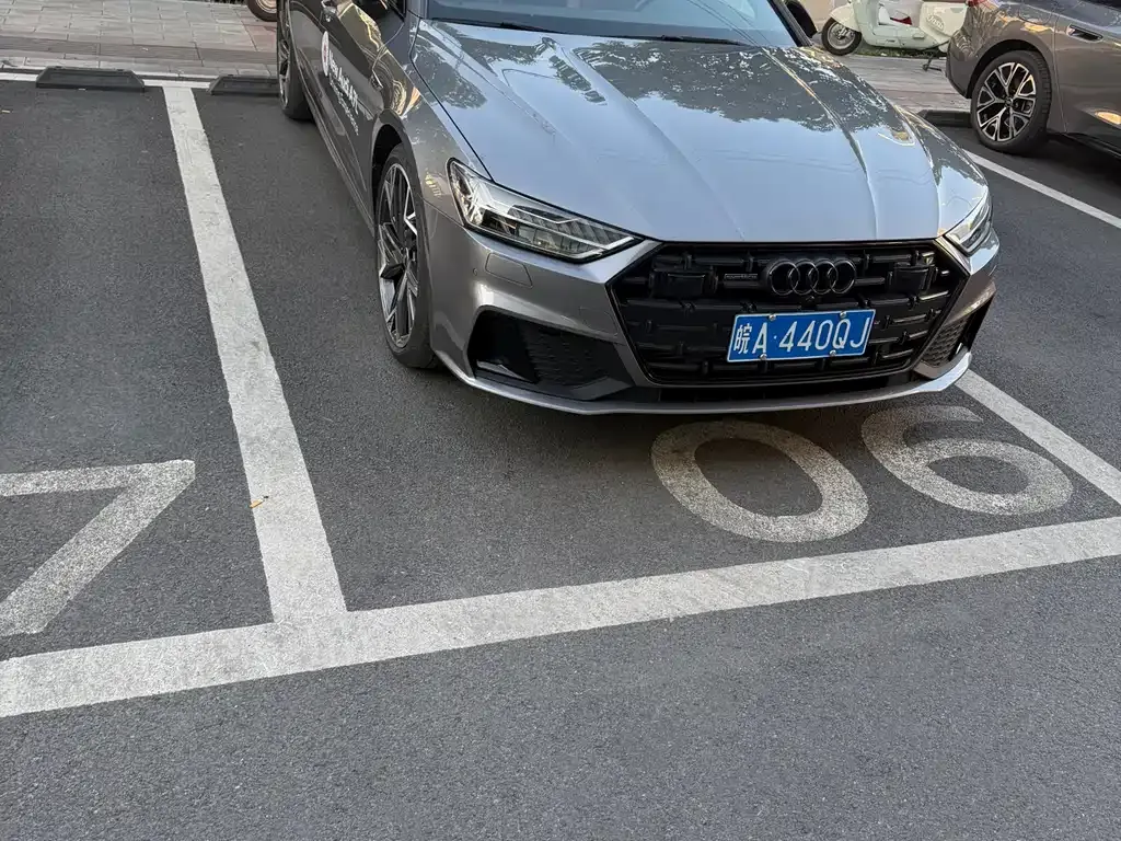 Audi A7L 2024 из CN, фото 2