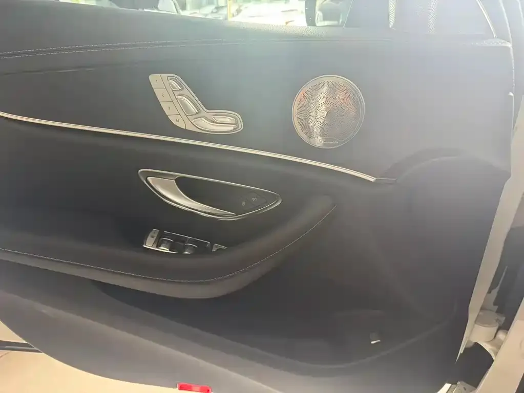 Mercedes-Benz E-Class (Import) 2021 из CN, фото 9