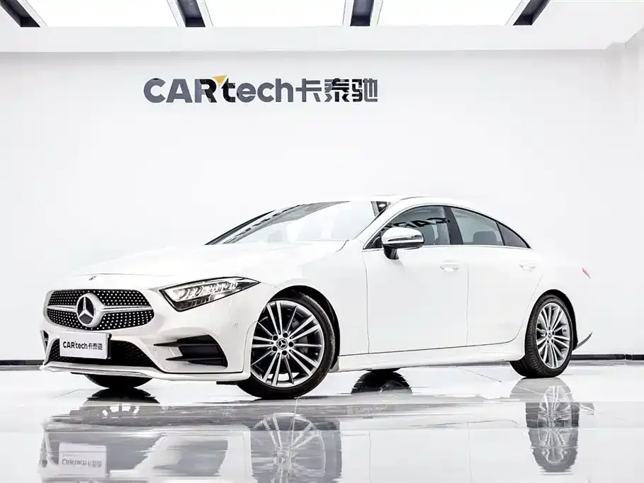 Mercedes-Benz CLS — фото 1