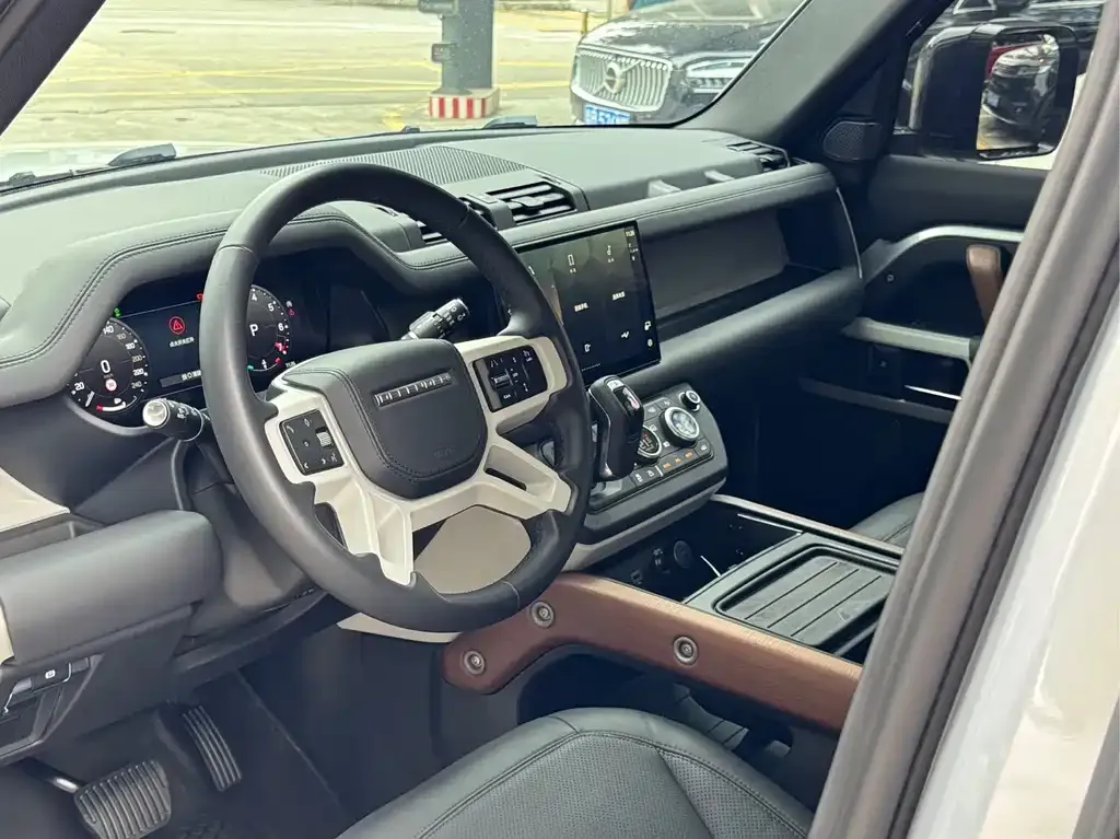 Land Rover Defender 2023 из CN, фото 4