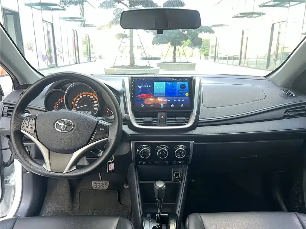 Toyota Yaris L 2023 из CN, фото 4