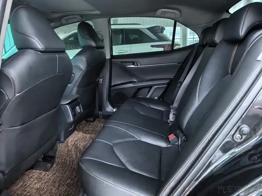 Toyota Camry 2022 из CN, фото 6