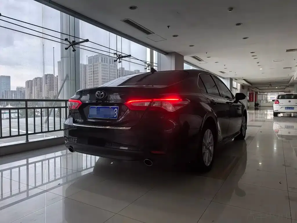 Toyota Camry 2022 из CN, фото 9